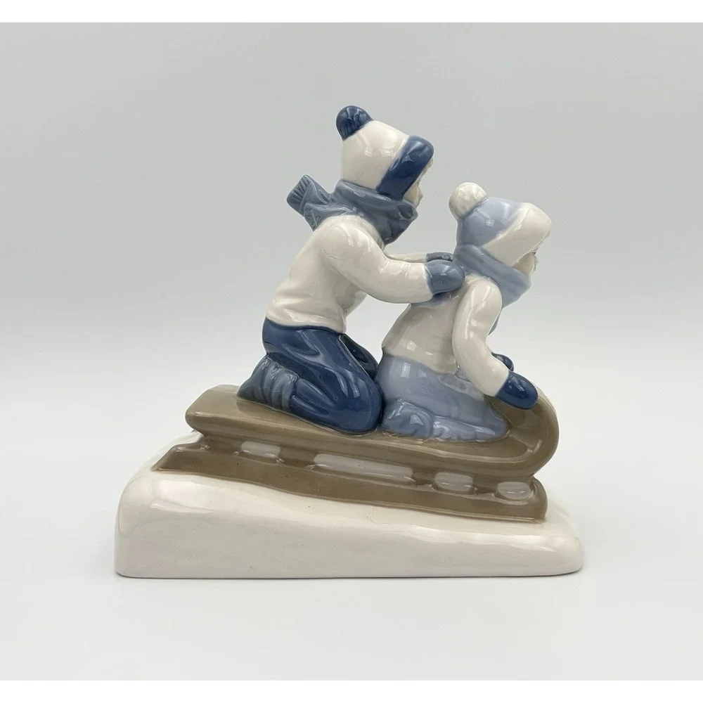 VTG 1992 Paul Sebastian Porcelana de Cuernavaca Children Sledding Sled Figurine